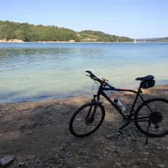 Rowerem po Solinie: Trasy, porady i e-bike dla każdego!