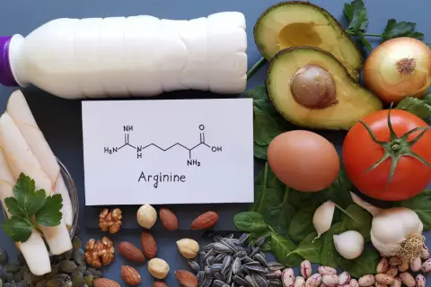Arginina: wzór chemiczny i produkty bogate w tę aminokwas. Czy l-arginina skutki uboczne są powszechne?