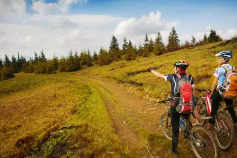 Trasy rowerowe Jakuszyce: Odkryj rowerowy raj w Górach Izerskich