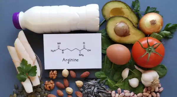Arginina: wzór chemiczny i produkty bogate w tę aminokwas. Czy l-arginina skutki uboczne są powszechne?